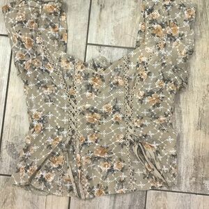 (brown top w flowers ) from milk and honey (Size S)